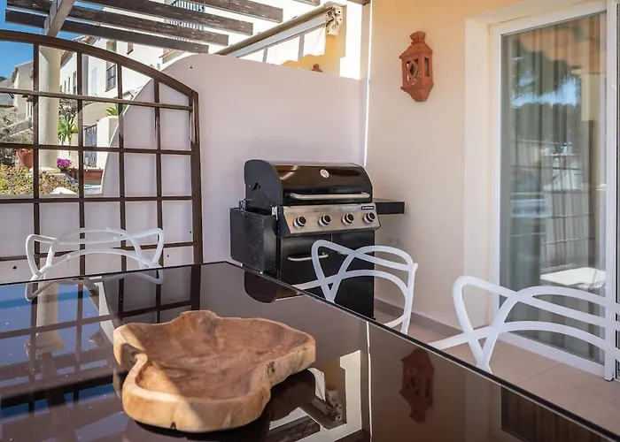 Apartman New Modern Townhouse In Marbella