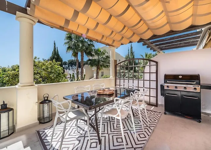 New Modern Townhouse In