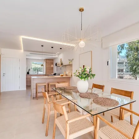 New Modern Townhouse In Appartement *