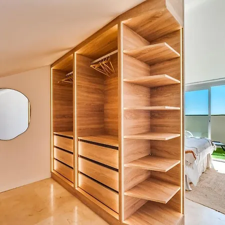 New Modern Townhouse In Appartement *