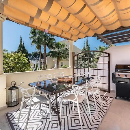 New Modern Townhouse In