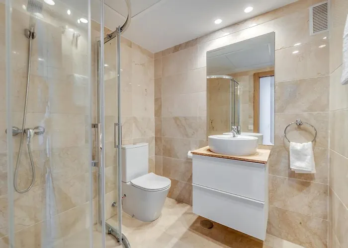 Апартаменты New Modern Townhouse In *