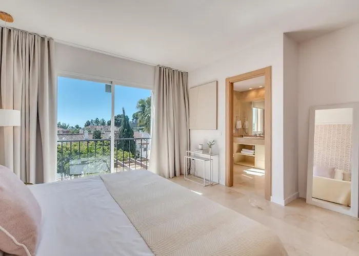 New Modern Townhouse In